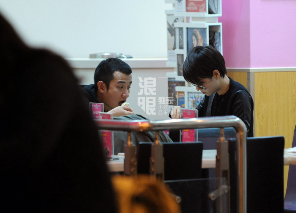 �����R���P���̈� ͬ�Ա������@Ĭ��