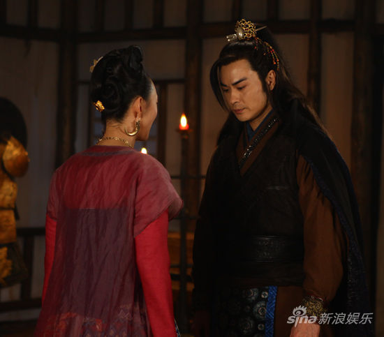 ���A���������R���ڿ���Ƭ����¶��Ļ