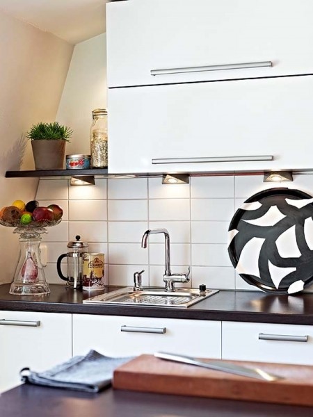 �ںϽ�(j��ng)���c�F(xi��n)���ı��W�L(f��ng)С��Ԣ