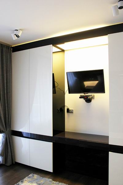 ���������Ƽ��й�Ԣ