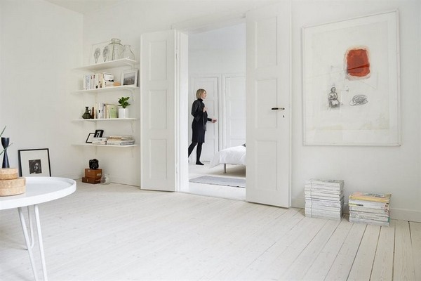 �Ұ�ɫ�ĸ�±����W��Ԣ