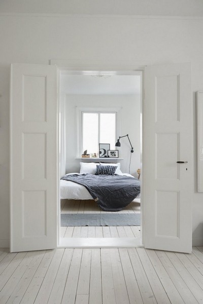 �Ұ�ɫ�ĸ�±����W��Ԣ