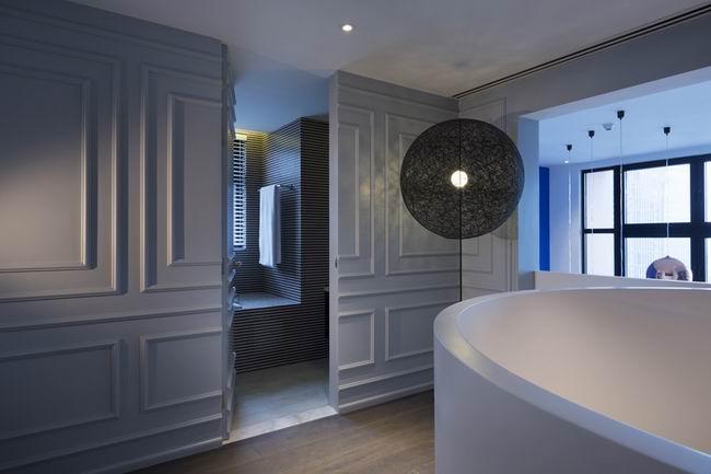 �{ɫ플ӏ�ʽ��Ԣ