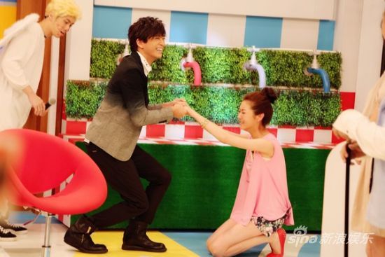 ���������ˡ�СsָʹŮ�ǽ�ꐕԖ|����