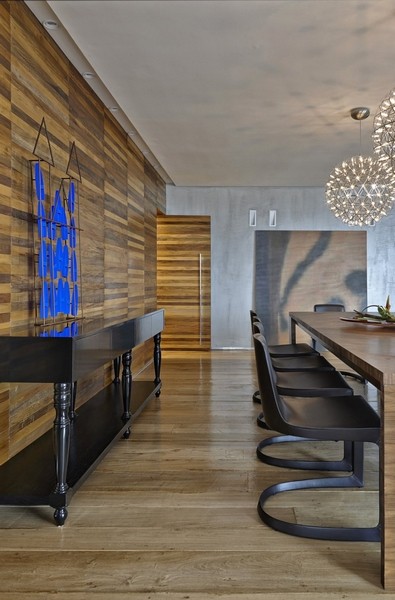 �����m��Ҋ�r�У���������LA��Ԣ