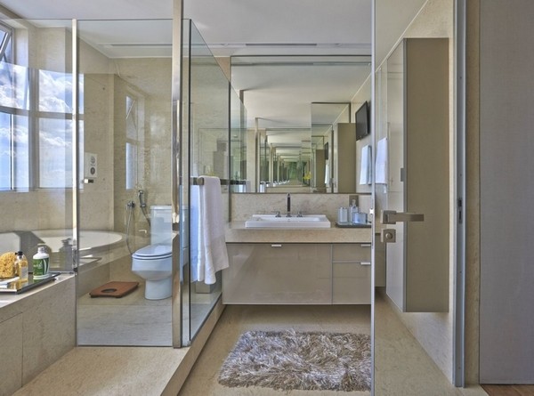 �����m��Ҋ�r�У���������LA��Ԣ