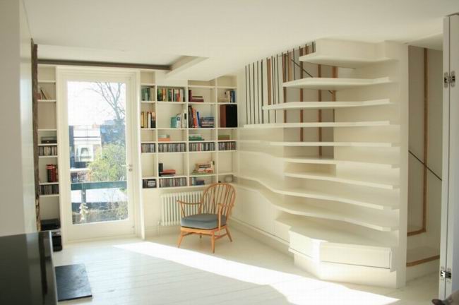 ���ر����ď�(f��)ʽ��Ԣ