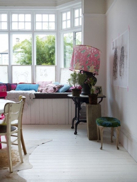 �üҾ�ɫ�ʊy�c�L��Ӣ���F����Ԣ