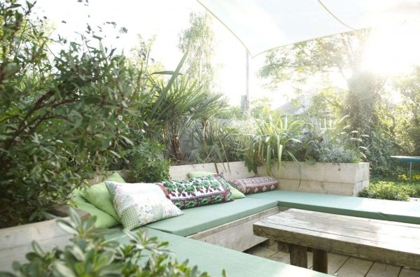 �üҾ�ɫ�ʊy�c�L��Ӣ���F����Ԣ