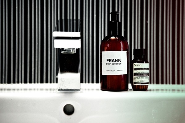 �w���ϵĺ��s����������¹�Ԣ