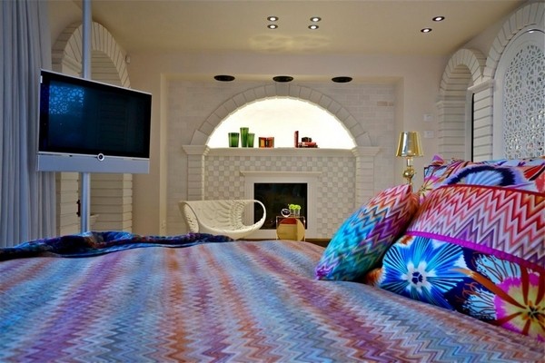 ��ÿ��g��ɫ�г�Mˇ�g�е�סլ