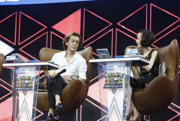 魯豫李詠"曖昧共舞"觀眾高呼"在一起"