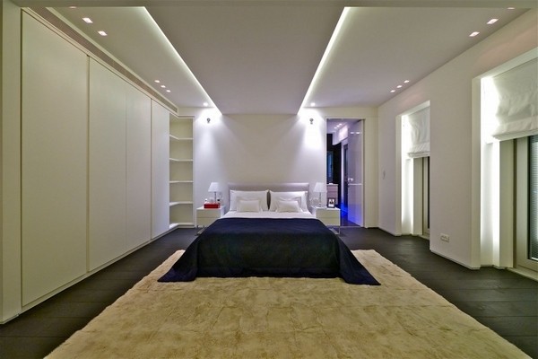 ������ʵĳ���������ɫ�����סլ