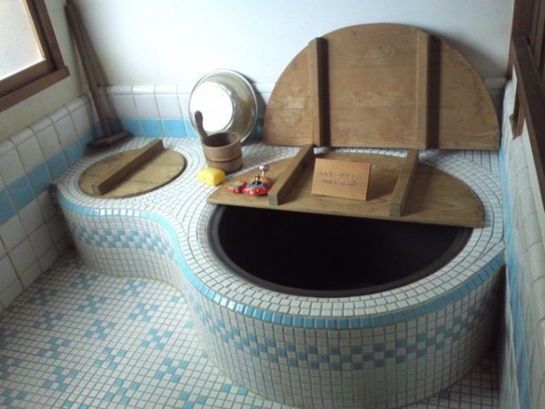 �挍��m���E����؈��͸��e��