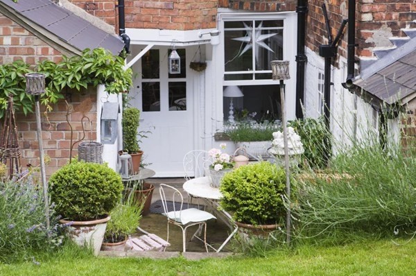 ����Ů���ĉ��ù�Ԣ