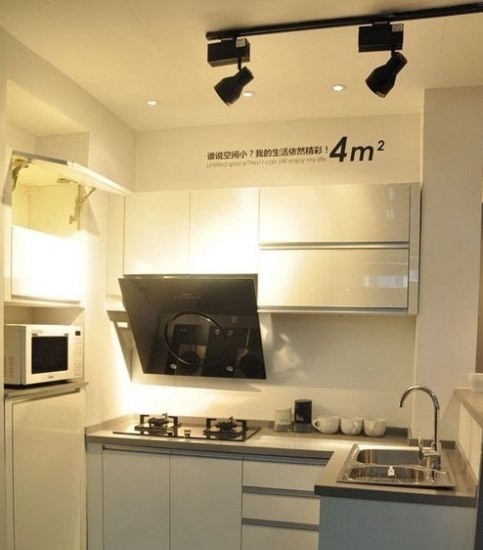 ������@�L����С�N���OӋ���]