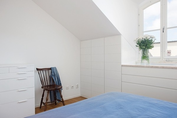 ���ռ{��Ԣ���ӿ��g������