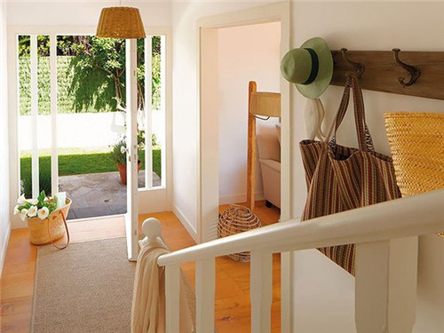 ꖹ�С�����ĵ��Sɫ��@�Ҿ�