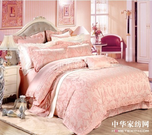 黛富妮引領(lǐng)感恩節(jié)送禮新風(fēng)尚