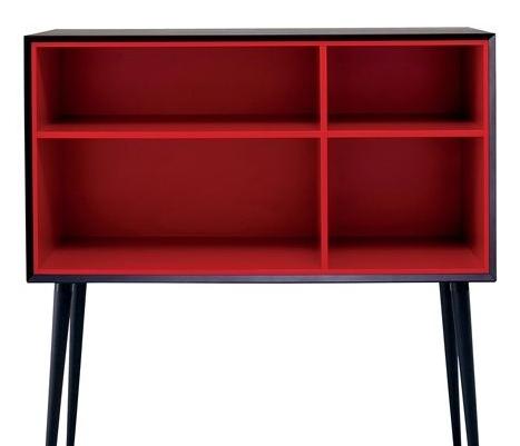 酒紅小比例點睛配色提亮暖冬主題