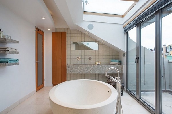 ��ɫ�����{˹�¸砖Ħˇ�gסլ������