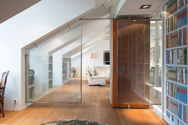 ��ɫ�����{˹�¸砖Ħˇ�gסլ������