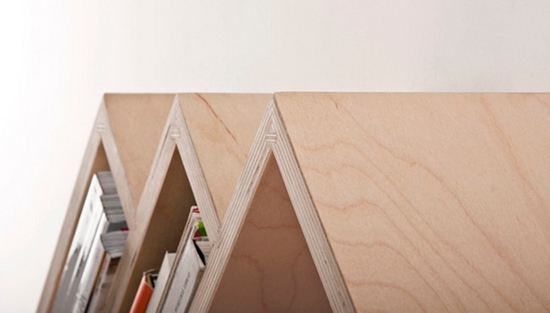 橫豎都穩(wěn)當(dāng)?shù)淖烂鏁? src="http://www.piyanshizhen.com/Upload/201402/24/201422413463105.jpg"></P>
<P align=center><img alt=