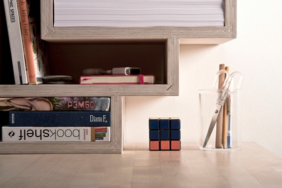 橫豎都穩(wěn)當(dāng)?shù)淖烂鏁? src="http://www.piyanshizhen.com/Upload/201402/24/201422413464916.jpg"></P>
<P align=center><img alt=