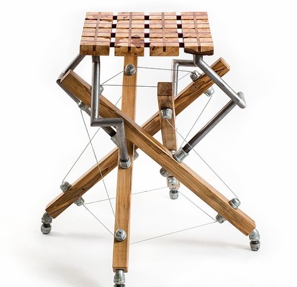 哥特式風格的休閑桌(1)