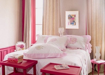 時髦裸粉家紡營造甜蜜可愛臥室