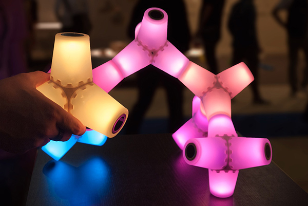 光彩奪目的交互式燈具設計