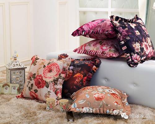 布藝靠墊:營造創(chuàng)意家居空間