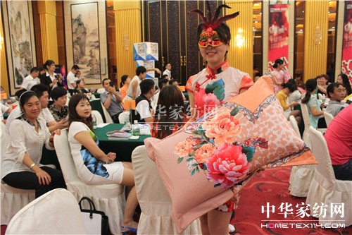 2014��ʥ���R�ﶬ��Ʒ�l�����gϲ���_