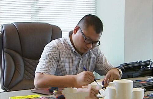 南通家紡城“奮斗哥” 奮斗不止愛心不息