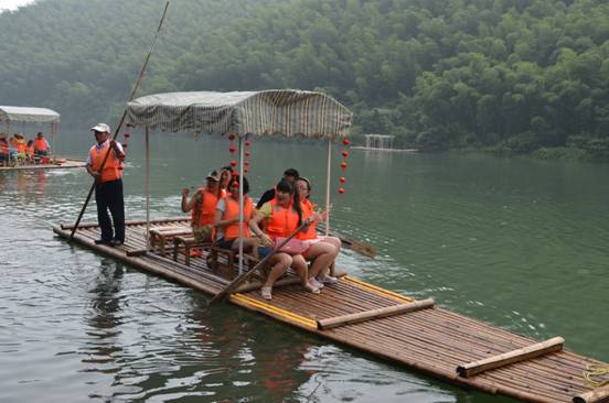 杉杉家紡團(tuán)隊(duì)旅游一路有你