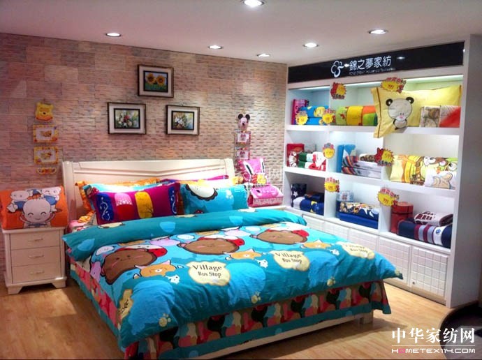 常德最大的家紡品牌店“錦之夢”昨日開業(yè)