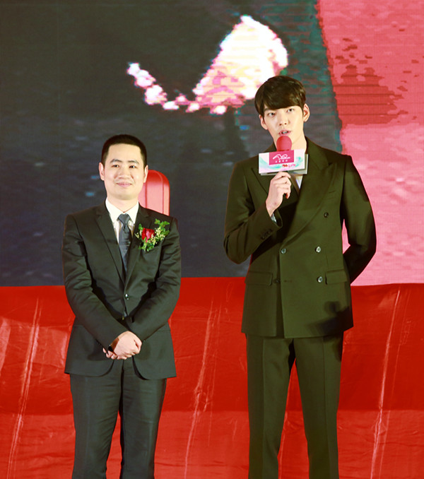 ������չ��ů�С��������ˮ�ǼҼ���ů����