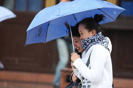 歐派家紡:親,起風(fēng)降溫了!私人訂制速暖睡眠時(shí)代!