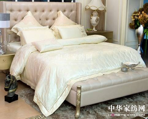 歐派家紡:婉約端莊,知性優雅