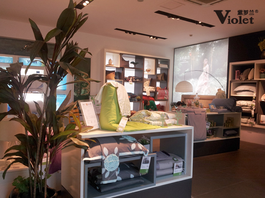 紫羅蘭2015春夏新品訂貨會(huì):別具一格的生機(jī)森活