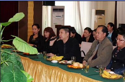 ���ˍu�Ҽ�2015������Ʒ�b�p��(hu��)�߽�(j��ng)�N����Մ��(hu��)�A�M�Y(ji��)����