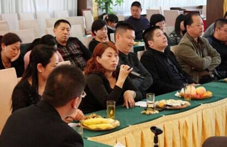 ���ˍu�Ҽ�2015������Ʒ�b�p��(hu��)�߽�(j��ng)�N����Մ��(hu��)�A�M�Y(ji��)����