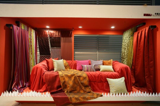 ��ɫ�ߔ̚���f(w��n)ǧ