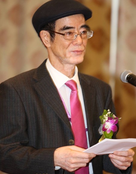 雙輪碰撞迸火花“家居中國”領風尚