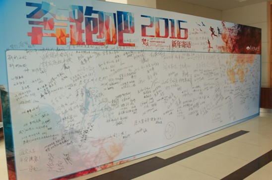 �ûʼ��F(tu��n)���R�´�������Z���(d��ng)�A�M��Ļ