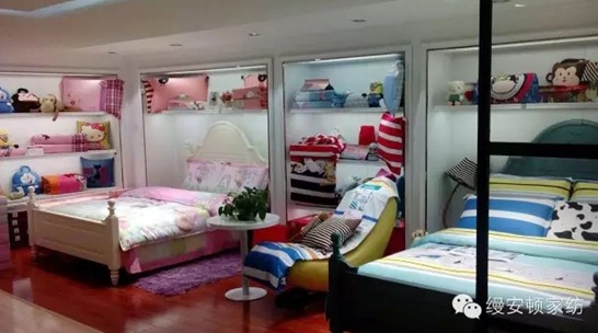 �z���D�Ҽ��ɽ�С��ɽ��ʢ���_�I