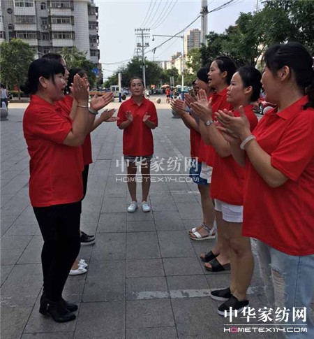 ������ؾ�Ӣ�R������ϵ�＾�lչ��