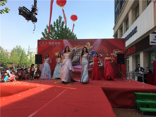 霸氣!中牟竟然有了這么一家超大凱盛家紡體驗(yàn)店!