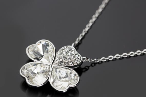 濃情蜜意情人節,你的愛情值得一份專屬的禮品