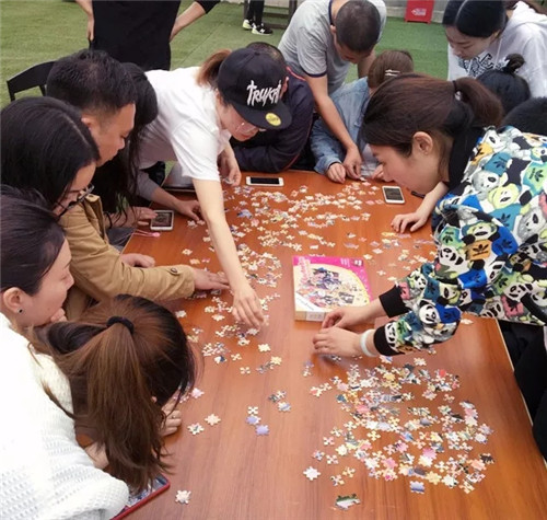 �Pʢ����F����ӨO���澳���ƵZͬ����